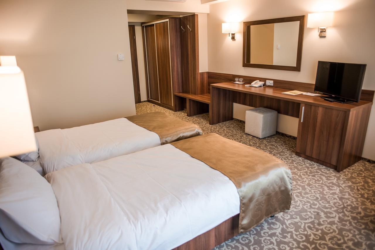 Hotel Arnia Iasi Eksteriør bilde