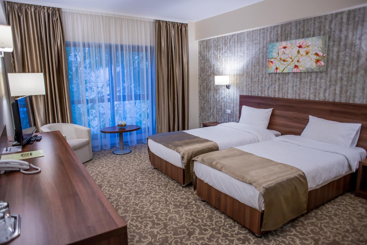 Hotel Arnia Iasi Eksteriør bilde